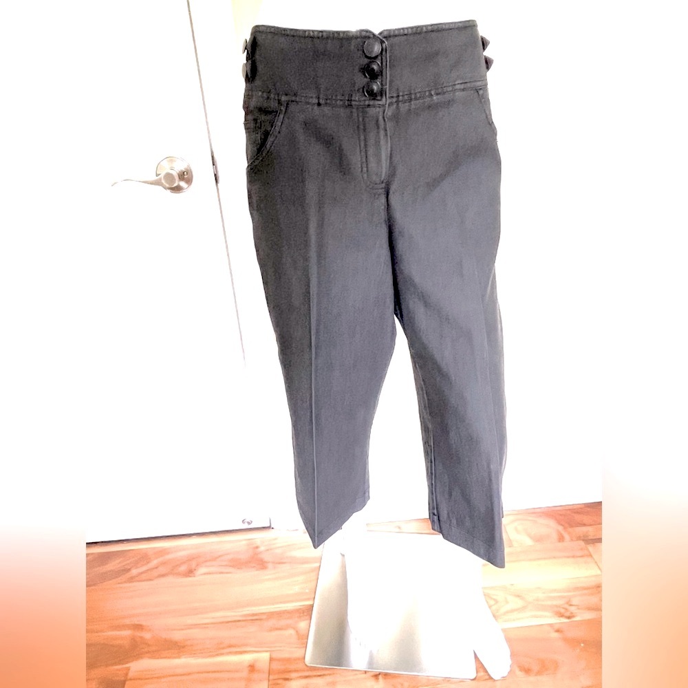 Dark gray cropped capri jeans stone washed look comfy loose straight leg US 16